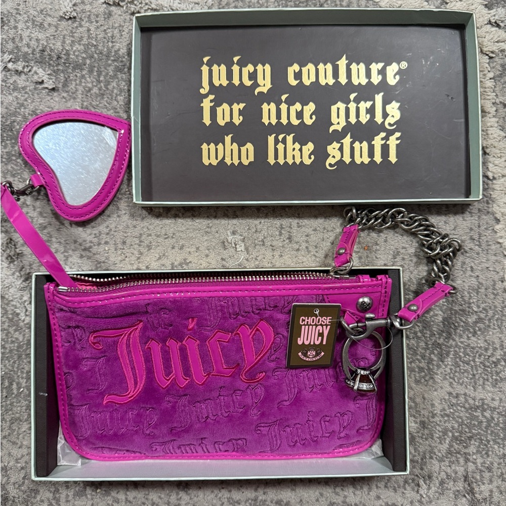 NWT Juicy Couture Wristlet with Chain